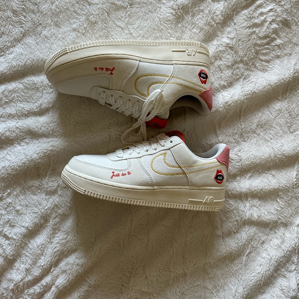 Nike Women’s Air Force One ‘07 “Peace”